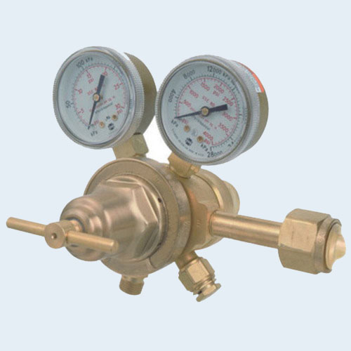 heavy duty gas pressure regulator
